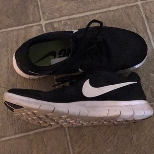 Nike Free RN Black Women’s Size 9